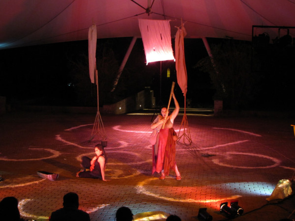 12025159015_25d26596bd_b