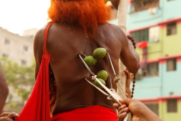 Extrañas Prácticas (1)