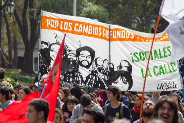 Marcha estudiantes_ 09-oct-2014_Ariel Nuñez (8)