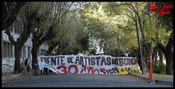 ¿Quién aguanta los trapos en el medio de tanta locura, desde hace 30 años?