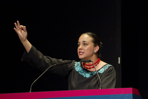 16814110761_ce31fc86ab_z