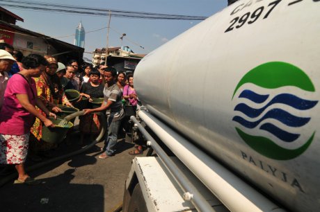 La privatisation de l’eau déclarée inconstitutionnelle en Indonésie, Suez menacerait de saisir l’arbitrage commercial international