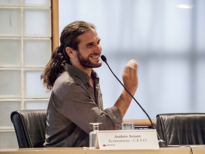 Panel Pressenza Senado 04