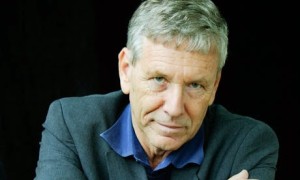 Amos Oz