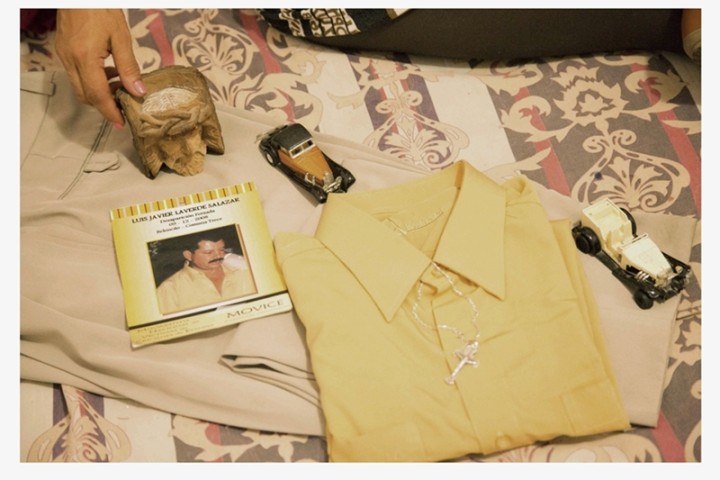 Los ausentes se nombran, se buscan, se mantienen el el recuerdo, en cada espacio de la existencia. Fotografía Andrés Ángel