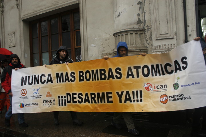 Antinuclear-Marcela Contardo Berrios-06-agosto-2015 (2)