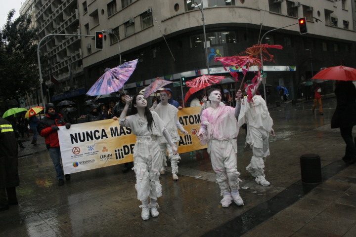 Antinuclear-Marcela Contardo Berrios-06-agosto-2015 (7)