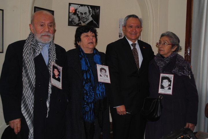 Apoyo a Ecuador-Magaly Navarrete (6)