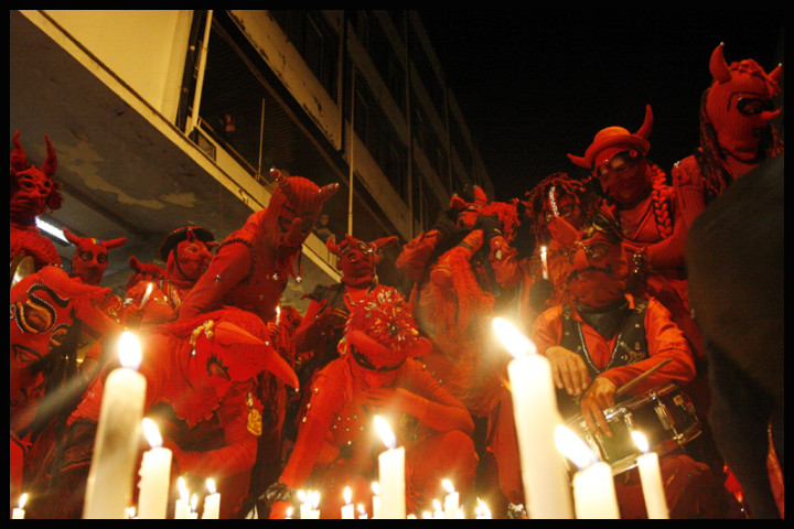 Velaton_Stgo_Est.Víctor Jara_Marcela Contardo Berríos_11 Sept_2015_ (10)