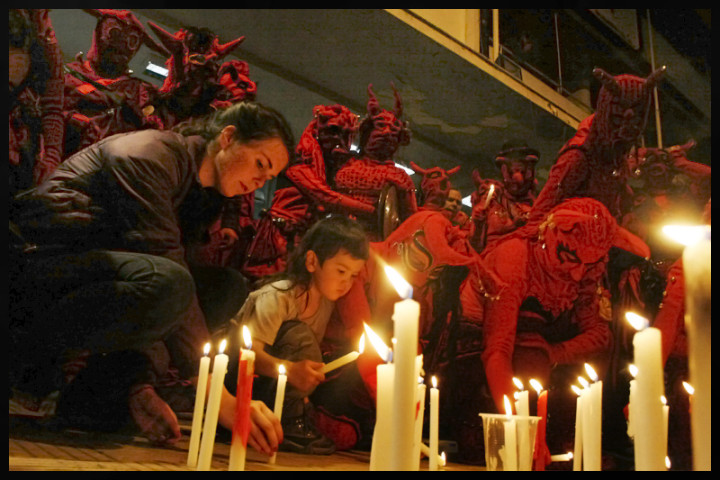 Velaton_Stgo_Est.Víctor Jara_Marcela Contardo Berríos_11 Sept_2015_ (11)