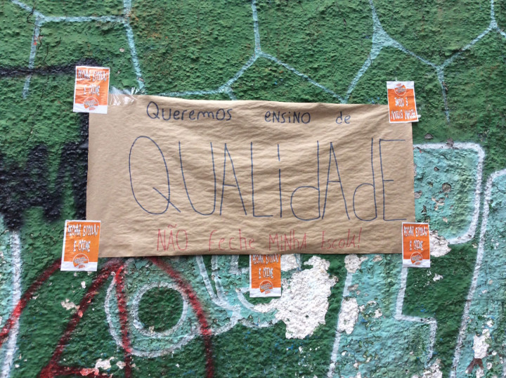 escolas-ocupadas-sao-paulo-brasil-cartaz-qualidade
