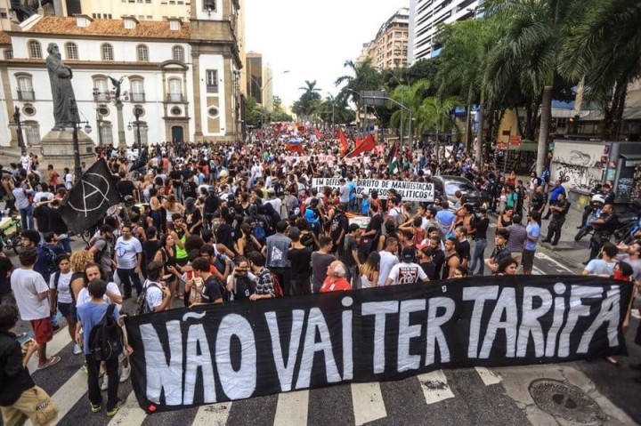 Acto contra el aumento en Río de Janeiro. Foto Mídia NINJA