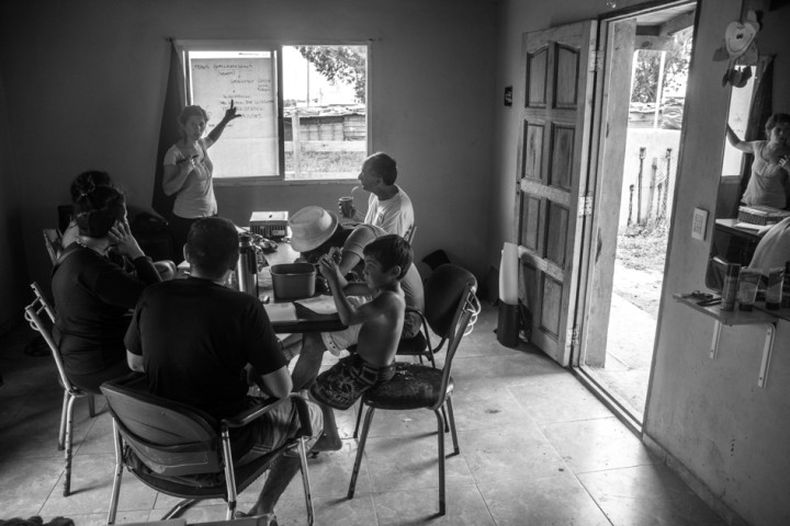  Durante el verano de 2016 dejaron de salir al aire para poder formarse y tomar algunos talleres de capacitación con distintos periodistas de Mar del Plata. Foto Revista Ajo.