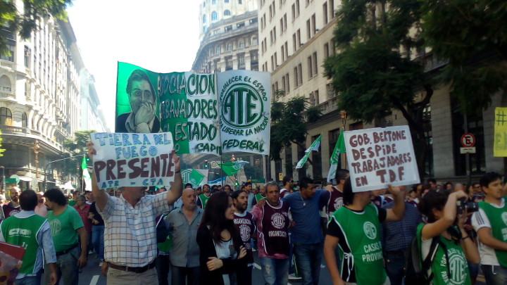 Movilización trabajadores estatales Argentina