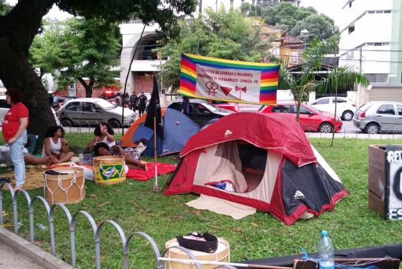 Acampamento no Recife (Foto: Sumaia Villela/Agência Brasil)
