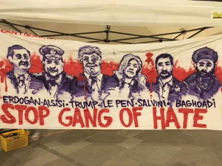 carovana a milano striscione