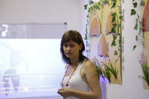 Pilar en un momento de la presentación