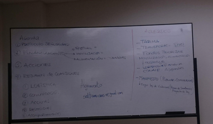 vivas-nos-queremos-ecu-03