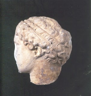 Cabeza del frontón del Partenón