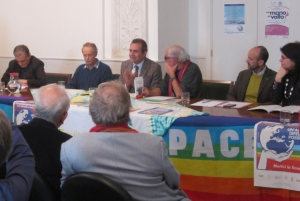 altra difesa possibile napoli campania de magistris zanotelli erri de luca