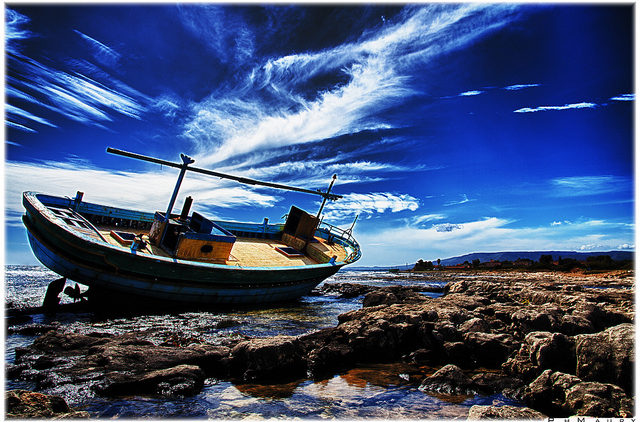 mediterranean sea migrants hope