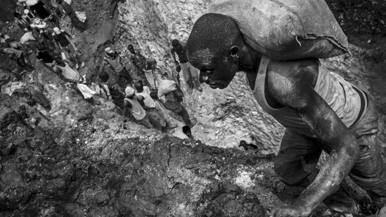 congo vittime del nostro benessere coltan