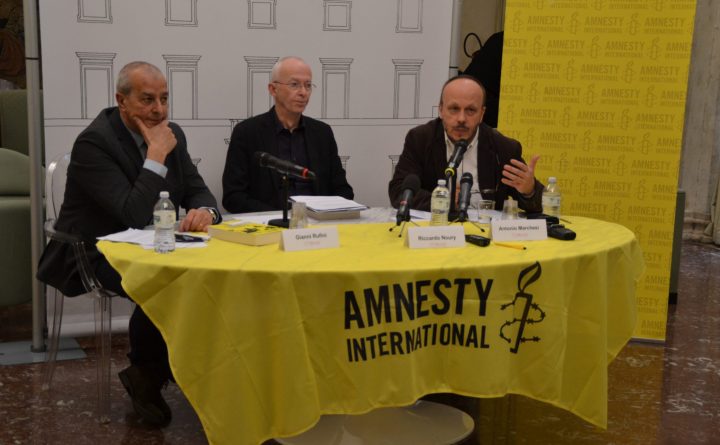Rapporto Amnesty, tocca a tutti noi difendere i diritti umani