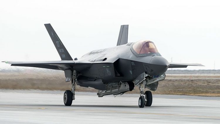 F35