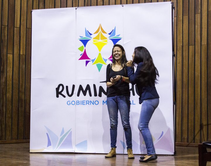 Teatro-foro por la no-violencia en Rumiñahui
