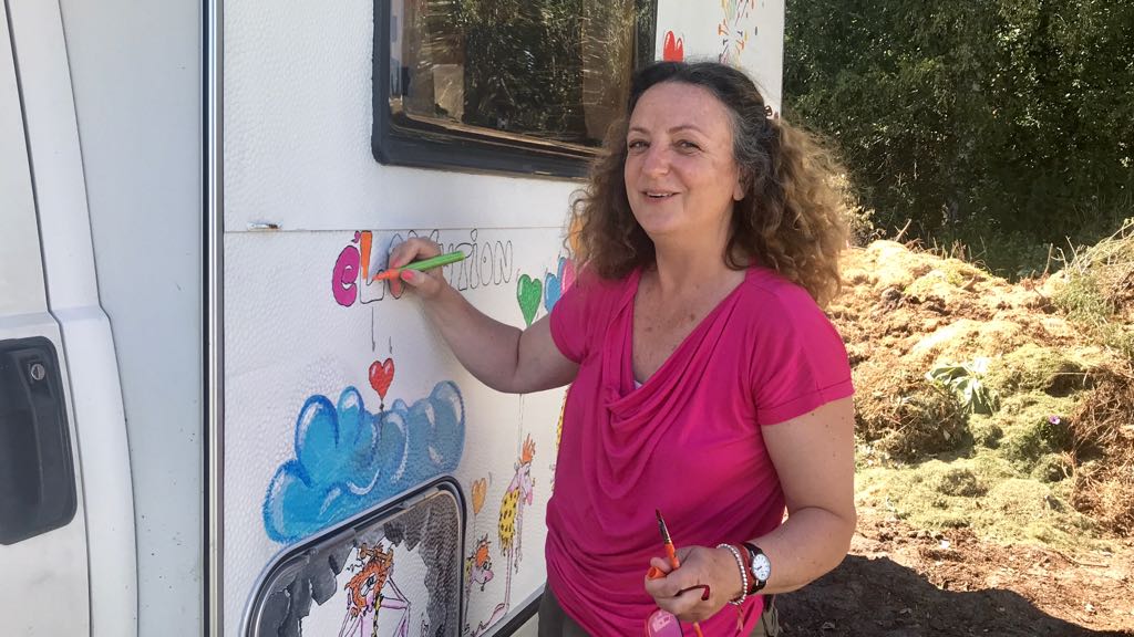 Isabelle Bourgeois: Your joy is my destination