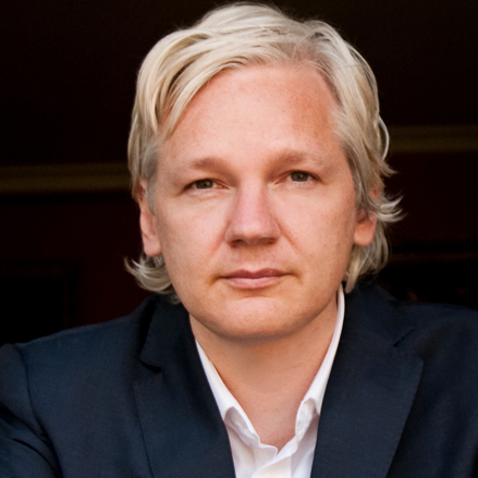 Pressenza - Mairead Maguire Nominates Julian Assange for 