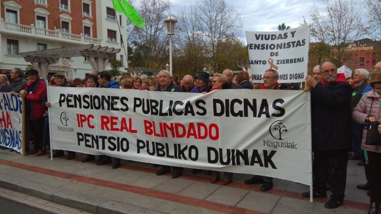 Movilizaciones en Bilbao por el blindaje de las pensiones públicas. Nagusiak