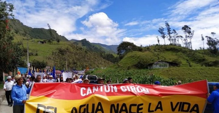 Ecuador: El gobierno de Lenín intenta frenar la consulta de Kimsakocha