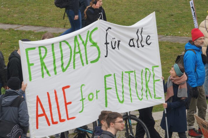 Fridays for Future: 25000 demonstrieren mit Greta Thunberg in Berlin für Klimastreik
