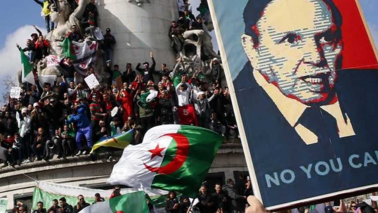Algeria, dopo sette settimane di proteste il bivio decisivo