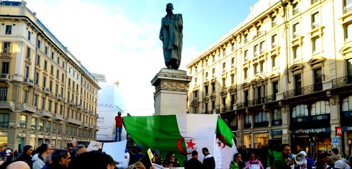 Manifestazione algerini a Milano