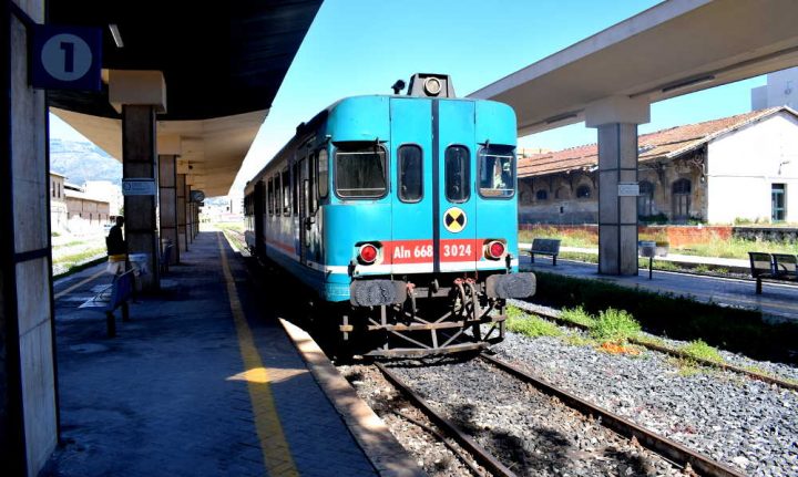 Treno Aln 668 Trapani-Marsala 2019
