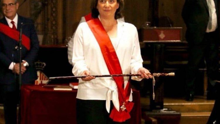 Ada Colau riconfermata sindaca di Barcellona