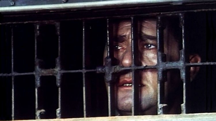 Alberto Sordi in "Detenuto in attesa di giudizio"