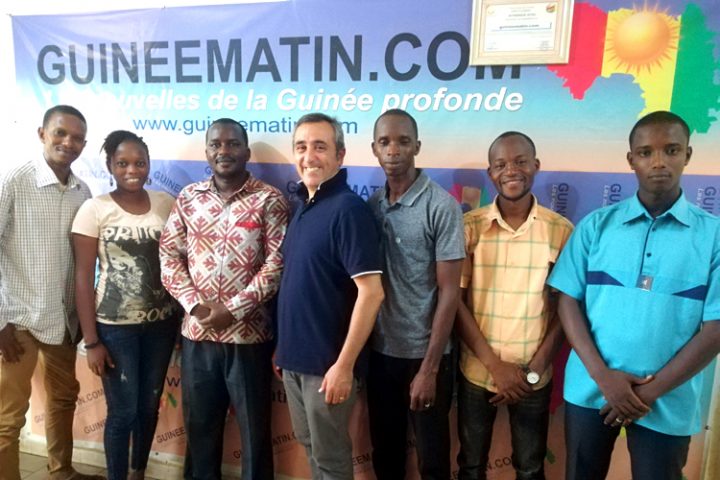 [Conakry] Guineematin et Pressenza, nouveau partenariat pour élargir la construction d’un réseau mondial de médias