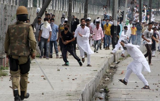 warns of dire consequences of military escalation in Kashmir