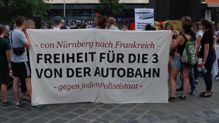 Jugendliche auf Verdacht in Frankreich inhaftiert – offener Brief der Eltern