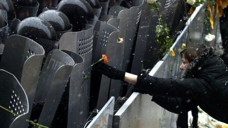 Eine Welt in Krise humanisieren