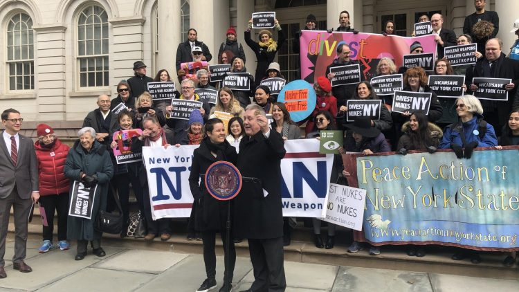 Audience du conseil municipal de New York sur la déclaration de la ville comme zone exempte d’armes nucléaires