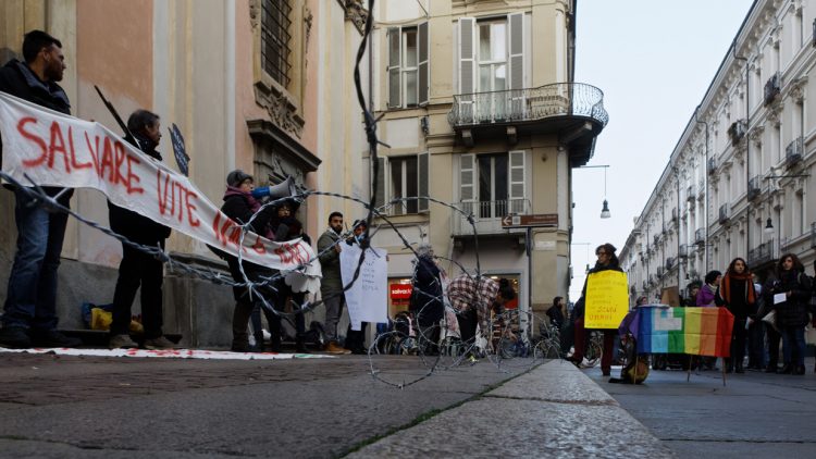 Campagna Lesvos Calling a Torino
