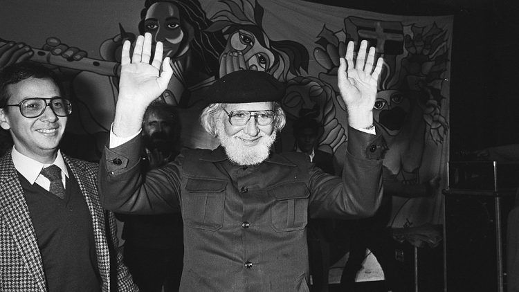 Die Revolution wird beerdigt: Nachruf auf Ernesto Cardenal