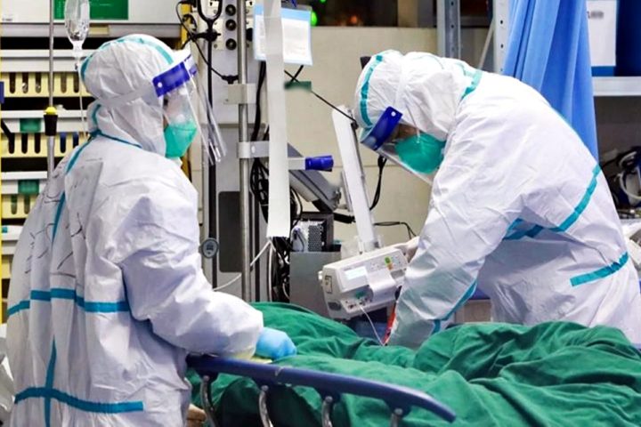 Coronavirus medici in area d'isolamento