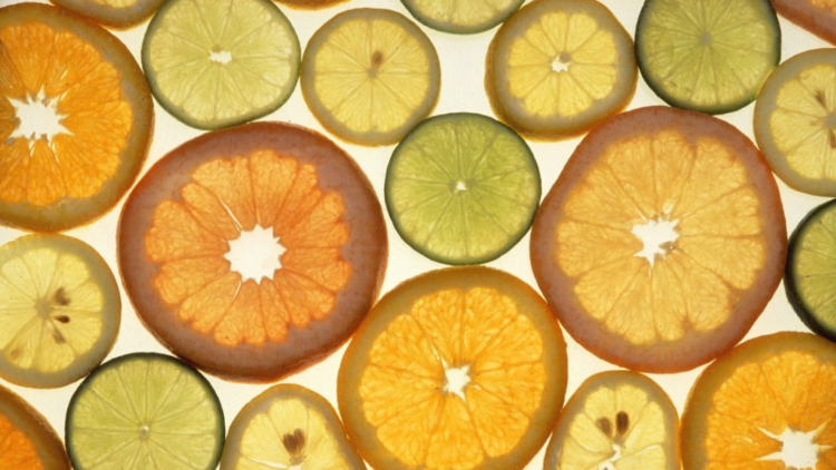 Hochdosiertes Vitamin C zur Prävention und Behandlung von Covid-19?