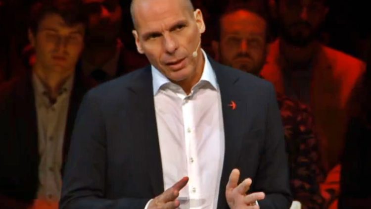 Yanis Varoufakis ad un convegno di DiEM25