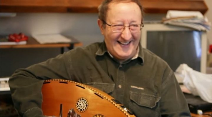 Idir : l’humilité du berger poète au service des valeurs humanistes berbères